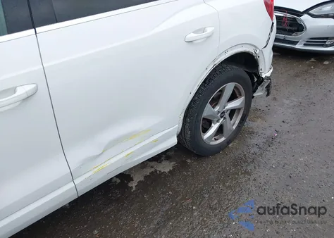 2021 Audi Q3 Premium 40 Tfsi Quattro Tiptronic из США, поврежденный, VIN WA1AUCF38M1094036